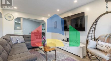 Residential - Single Family Home - Hamilton, Canada - Canada