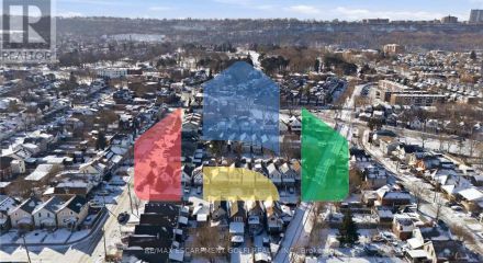 Residential - Single Family Home - Hamilton, Canada - Canada