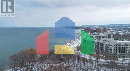 Residential - Single Family Home - Hamilton, Canada - Canada