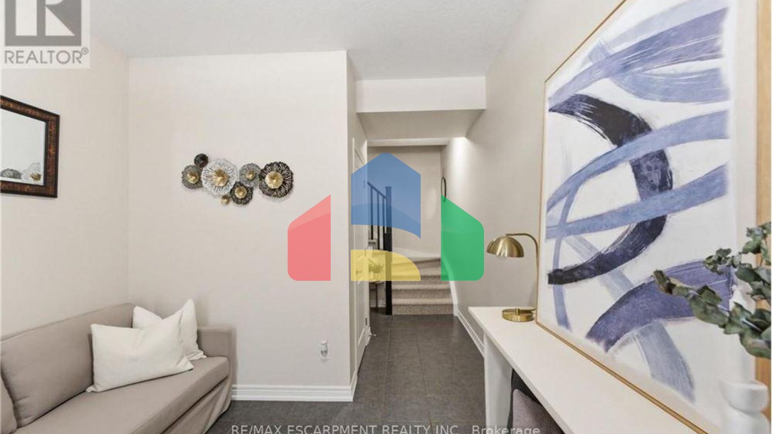 Residential - Single Family Home - Hamilton, Canada - Canada