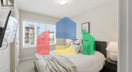 Residential - Single Family Home - Hamilton, Canada - Canada