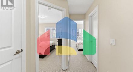 Residential - Single Family Home - Hamilton, Canada - Canada