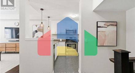 Residential - Single Family Home - Hamilton, Canada - Canada