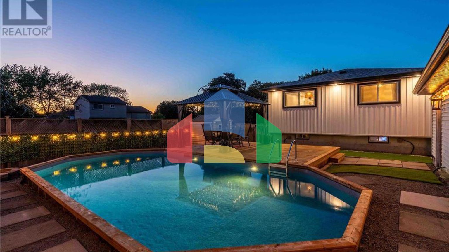 Residential - Single Family Home - Hamilton, Canada - Canada