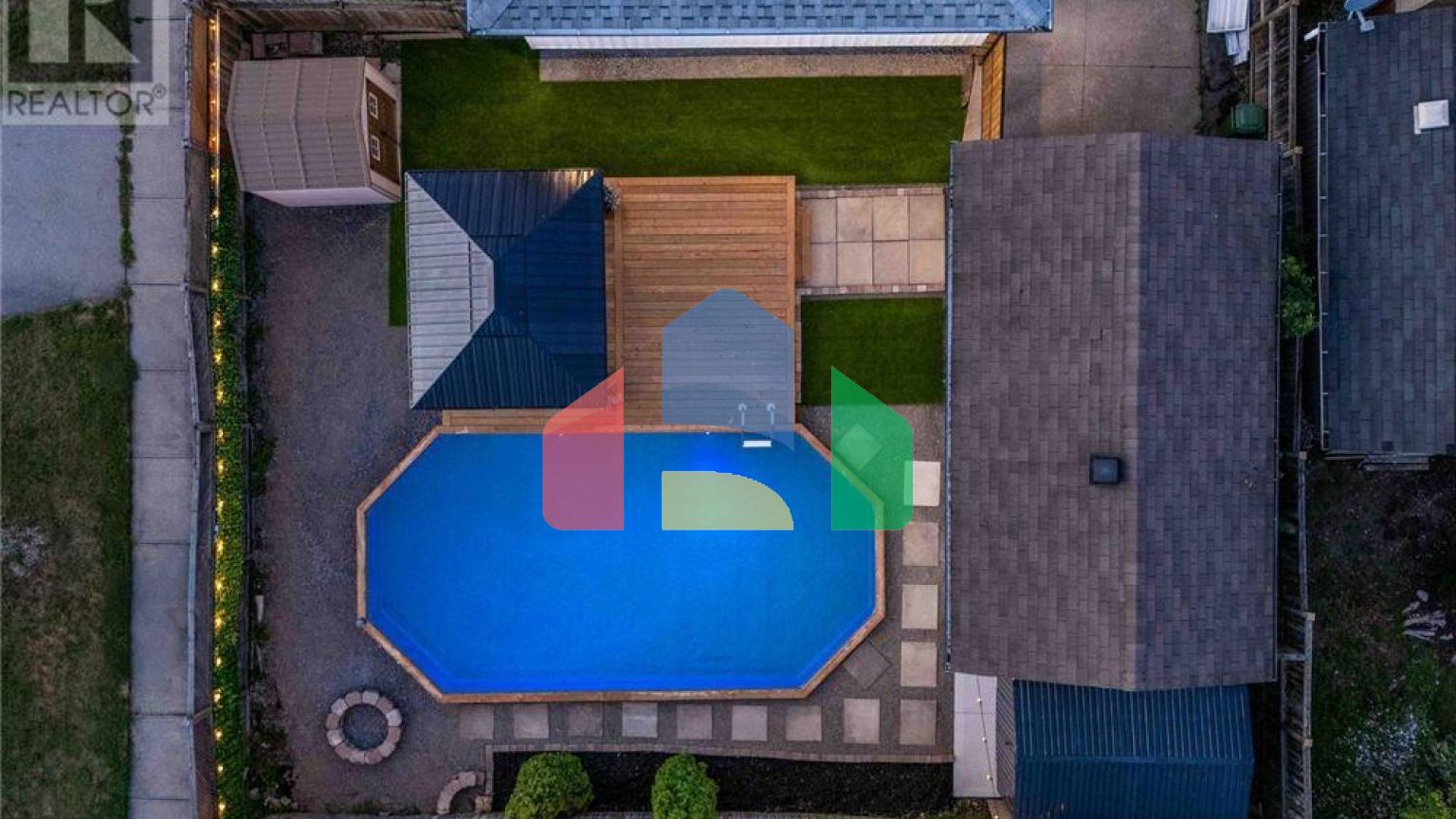 Residential - Single Family Home - Hamilton, Canada - Canada