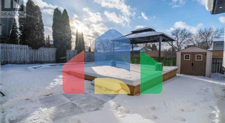 Residential - Single Family Home - Hamilton, Canada - Canada