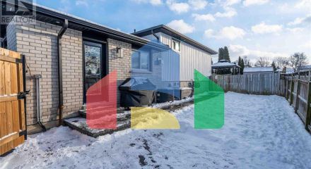 Residential - Single Family Home - Hamilton, Canada - Canada