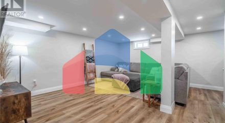 Residential - Single Family Home - Hamilton, Canada - Canada