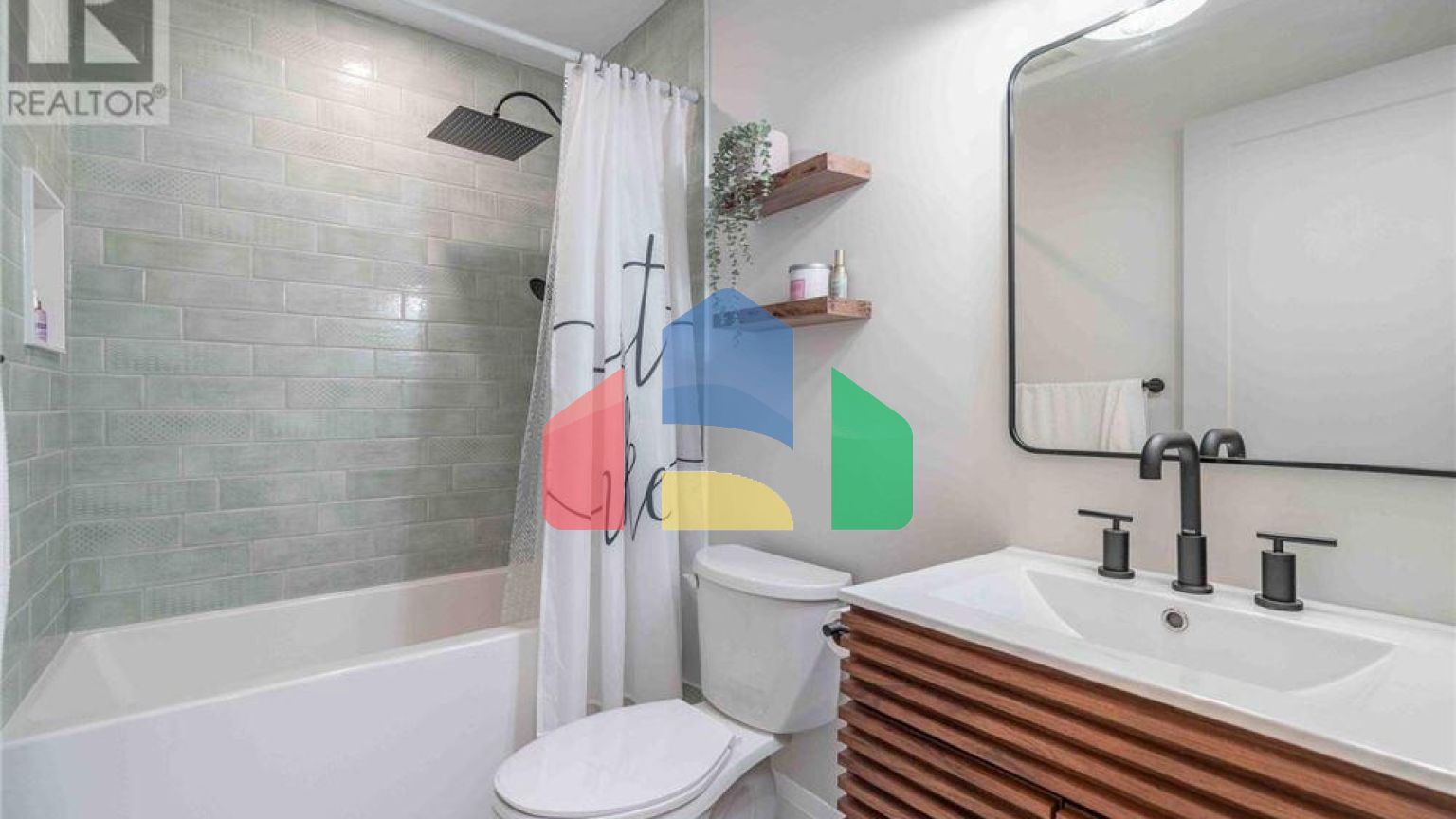 Residential - Single Family Home - Hamilton, Canada - Canada