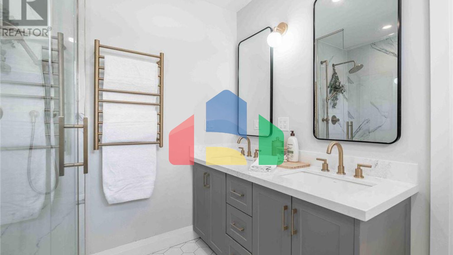 Residential - Single Family Home - Hamilton, Canada - Canada