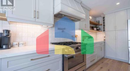 Residential - Single Family Home - Hamilton, Canada - Canada