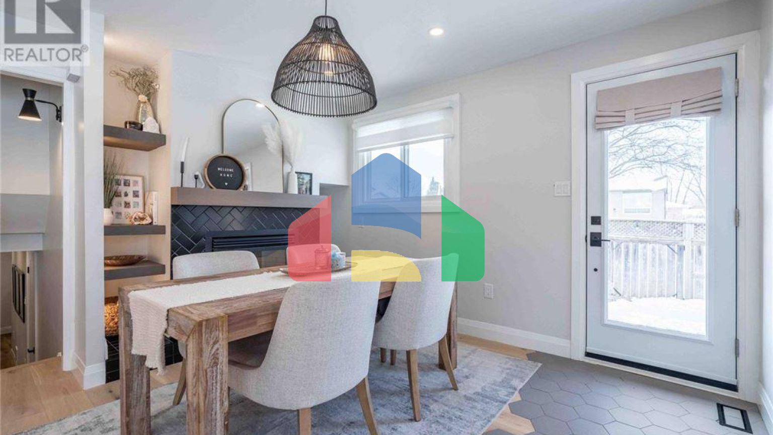 Residential - Single Family Home - Hamilton, Canada - Canada