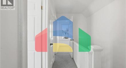 Residential - Single Family Home - Hamilton, Canada - Canada