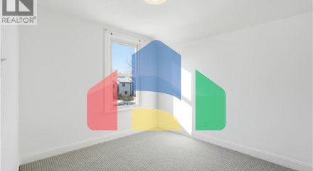 Residential - Single Family Home - Hamilton, Canada - Canada