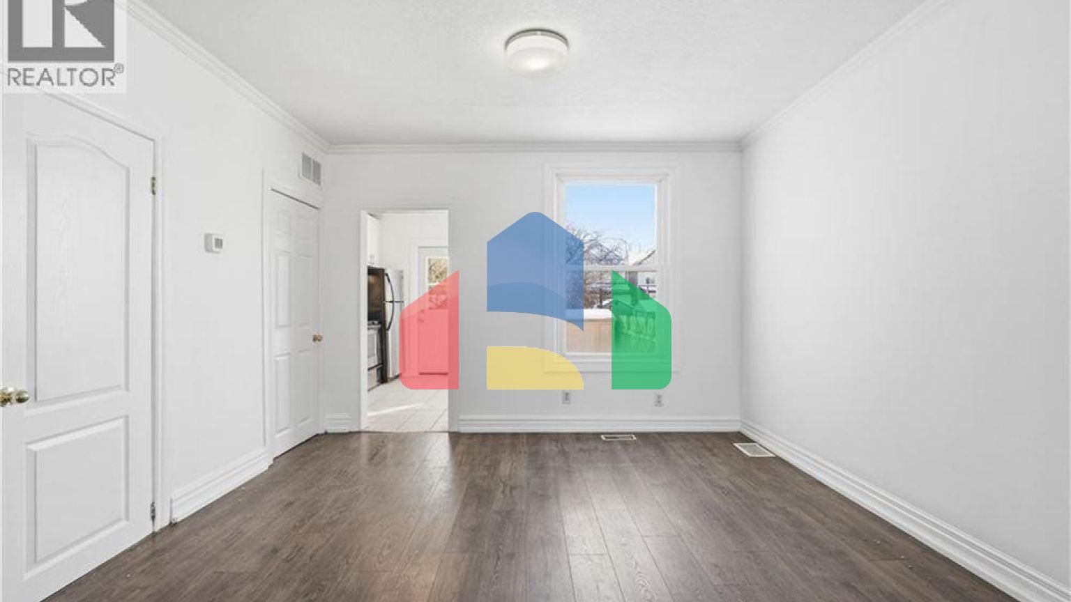 Residential - Single Family Home - Hamilton, Canada - Canada