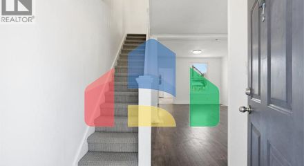 Residential - Single Family Home - Hamilton, Canada - Canada