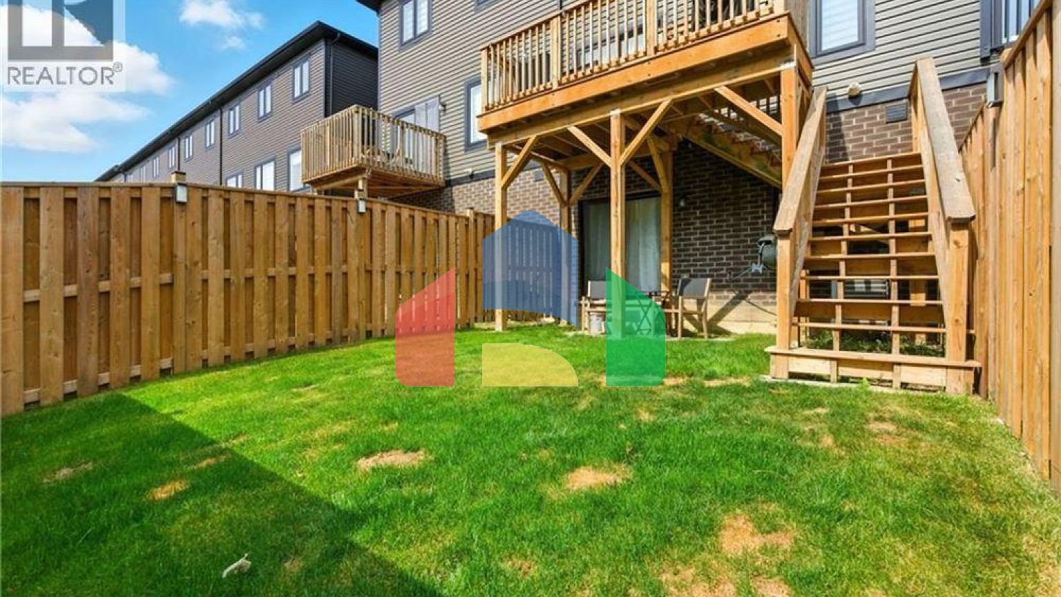 Residential - Single Family Home - Hamilton, Canada - Canada