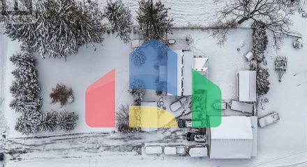 Residential - Single Family Home - Hamilton, Canada - Canada