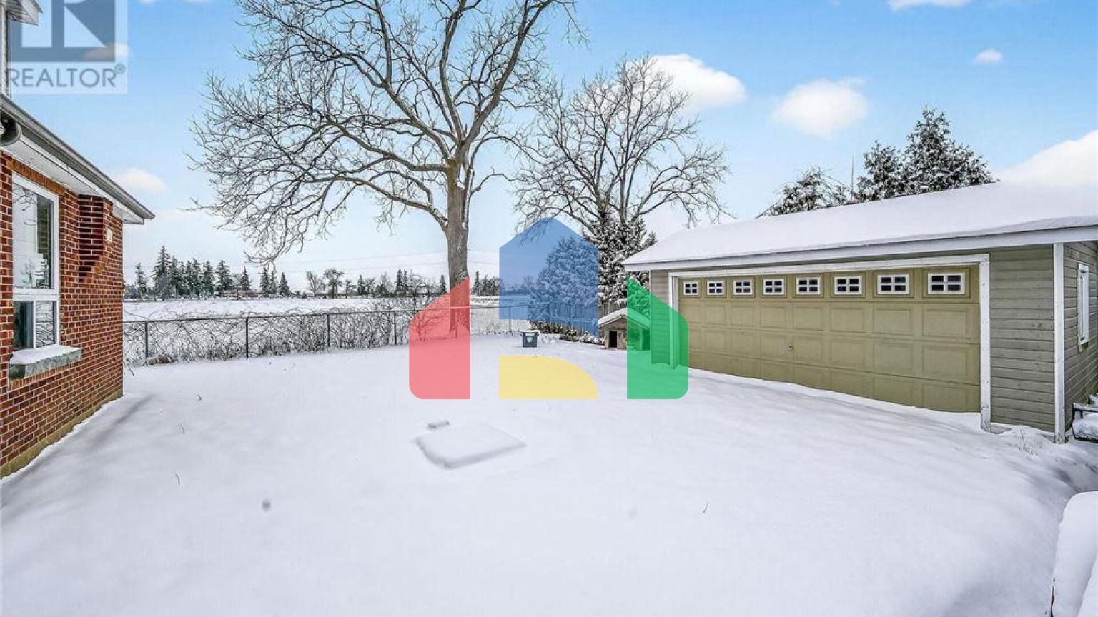 Residential - Single Family Home - Hamilton, Canada - Canada