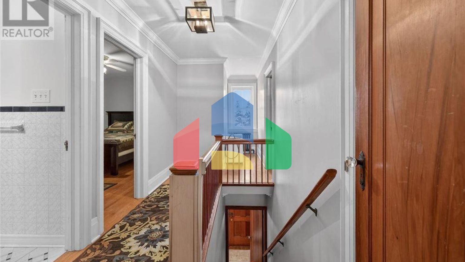 Residential - Single Family Home - Hamilton, Canada - Canada