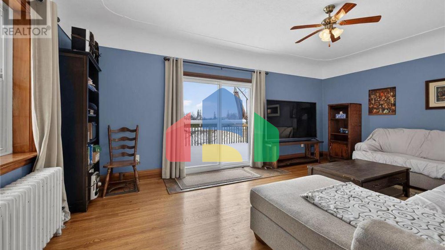 Residential - Single Family Home - Hamilton, Canada - Canada