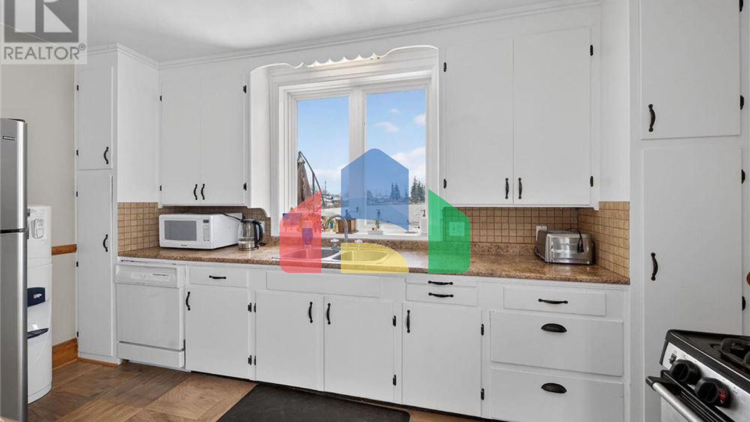 Residential - Single Family Home - Hamilton, Canada - Canada