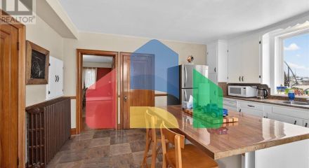 Residential - Single Family Home - Hamilton, Canada - Canada