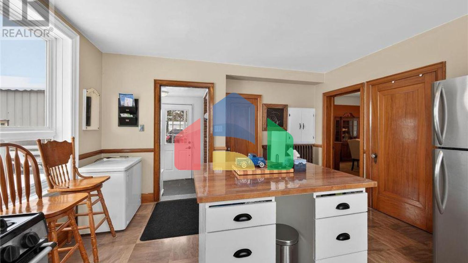 Residential - Single Family Home - Hamilton, Canada - Canada