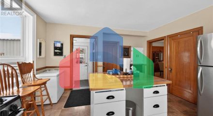 Residential - Single Family Home - Hamilton, Canada - Canada