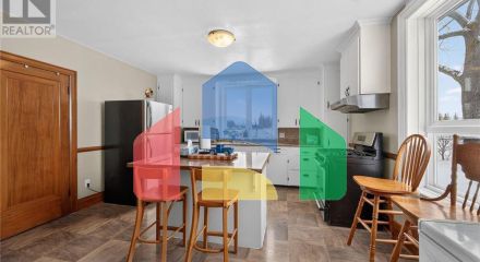 Residential - Single Family Home - Hamilton, Canada - Canada