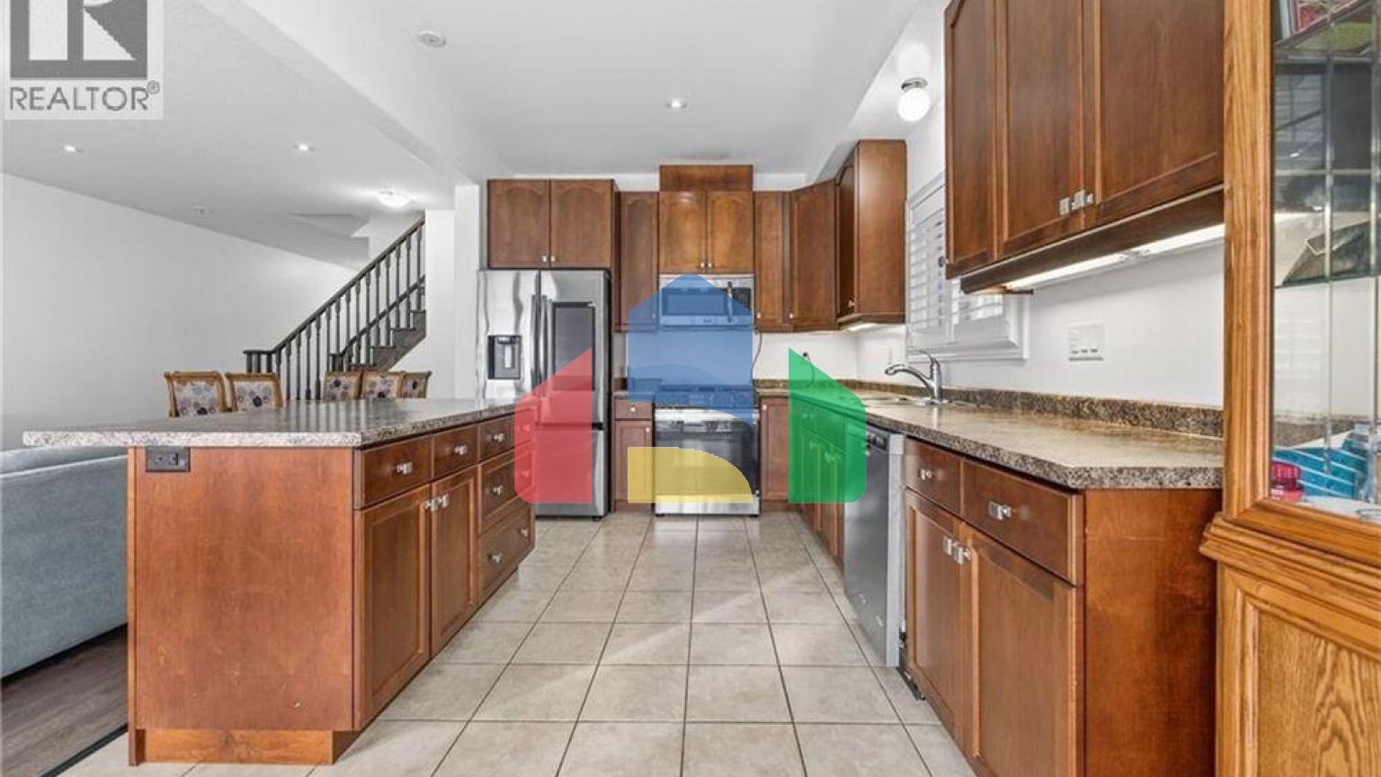 Residential - Single Family Home - Hamilton, Canada - Canada