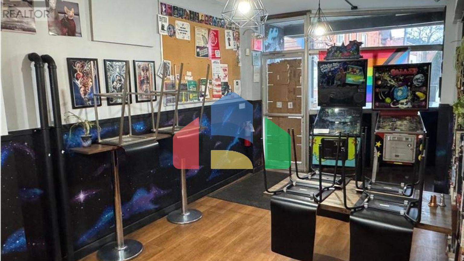 Commercial - Commercial/Retail - Hamilton, Canada - Canada