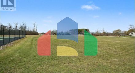 Residential - Single Family Home - Hamilton, Canada - Canada