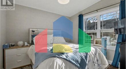 Residential - Single Family Home - Hamilton, Canada - Canada