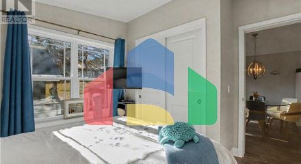 Residential - Single Family Home - Hamilton, Canada - Canada