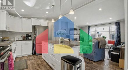 Residential - Single Family Home - Hamilton, Canada - Canada