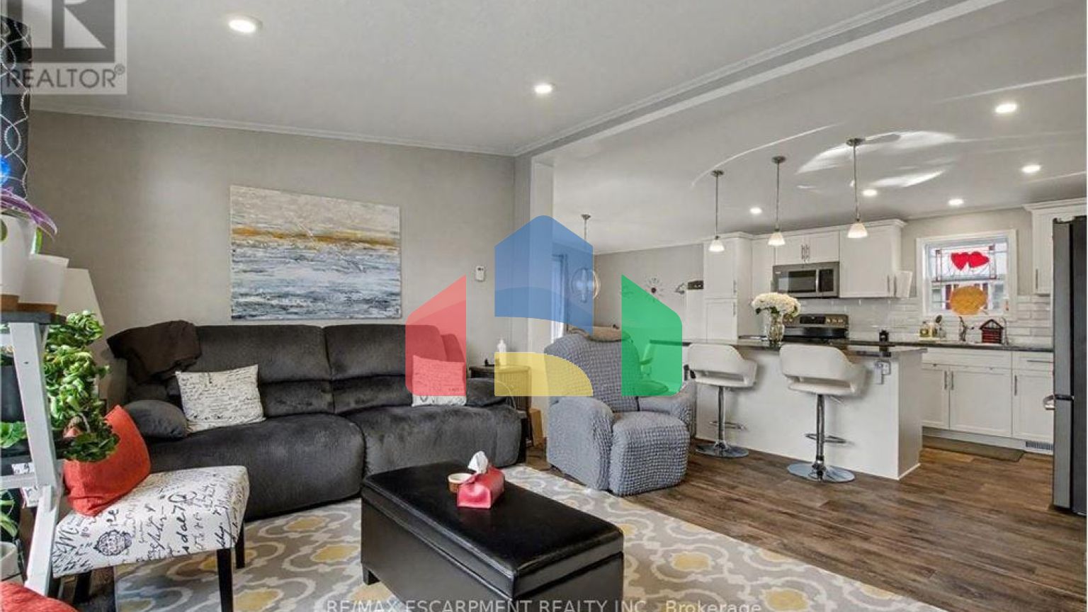 Residential - Single Family Home - Hamilton, Canada - Canada