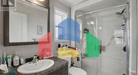 Residential - Single Family Home - Hamilton, Canada - Canada