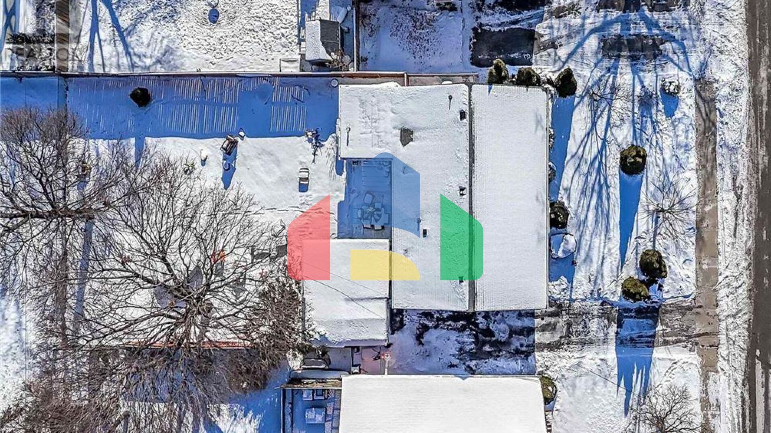 Residential - Single Family Home - Hamilton, Canada - Canada