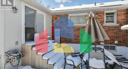 Residential - Single Family Home - Hamilton, Canada - Canada