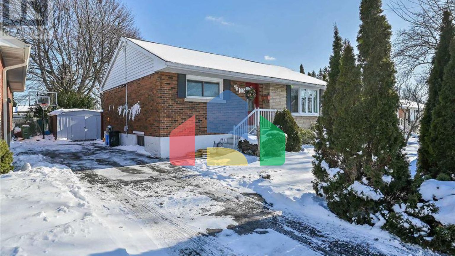 Residential - Single Family Home - Hamilton, Canada - Canada