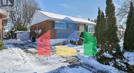 Residential - Single Family Home - Hamilton, Canada - Canada