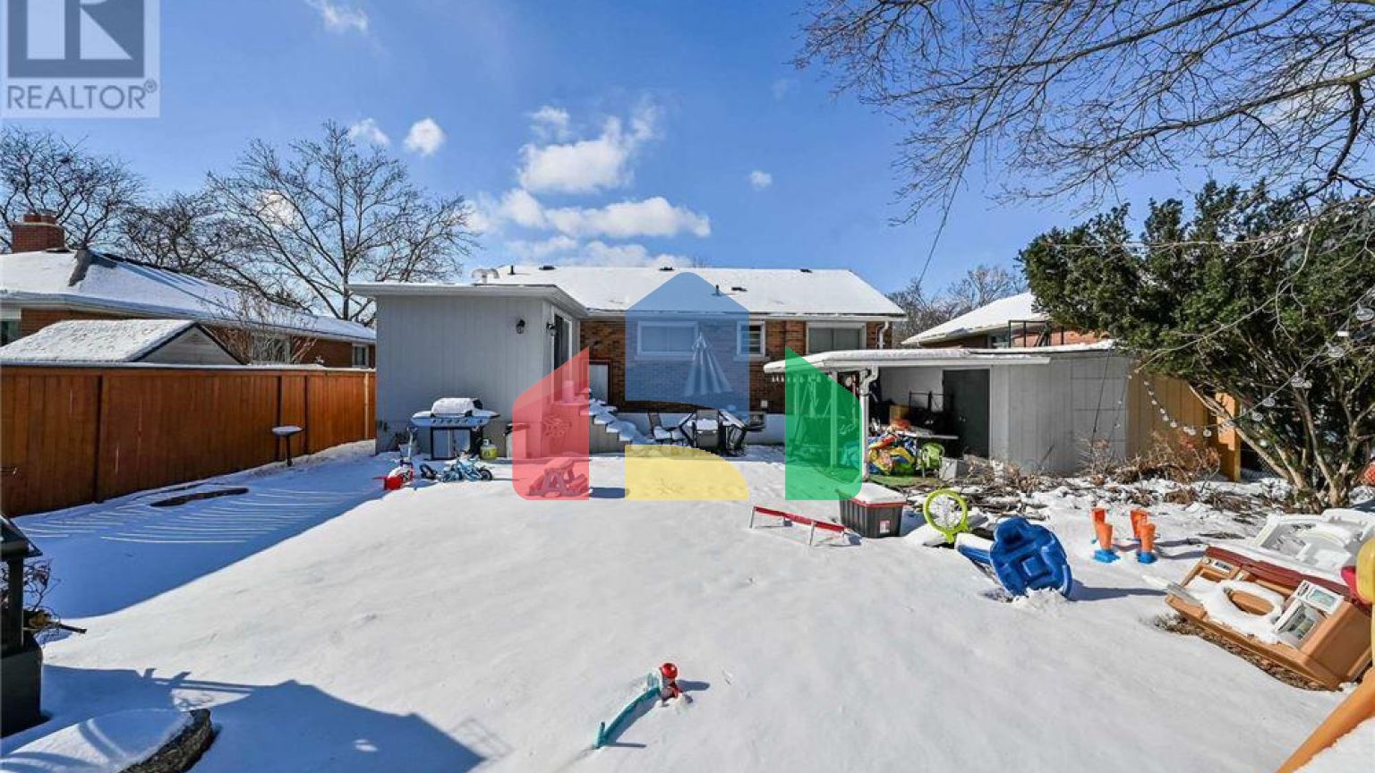 Residential - Single Family Home - Hamilton, Canada - Canada