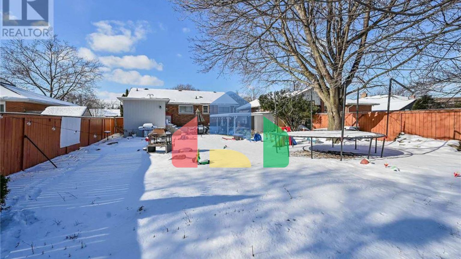 Residential - Single Family Home - Hamilton, Canada - Canada