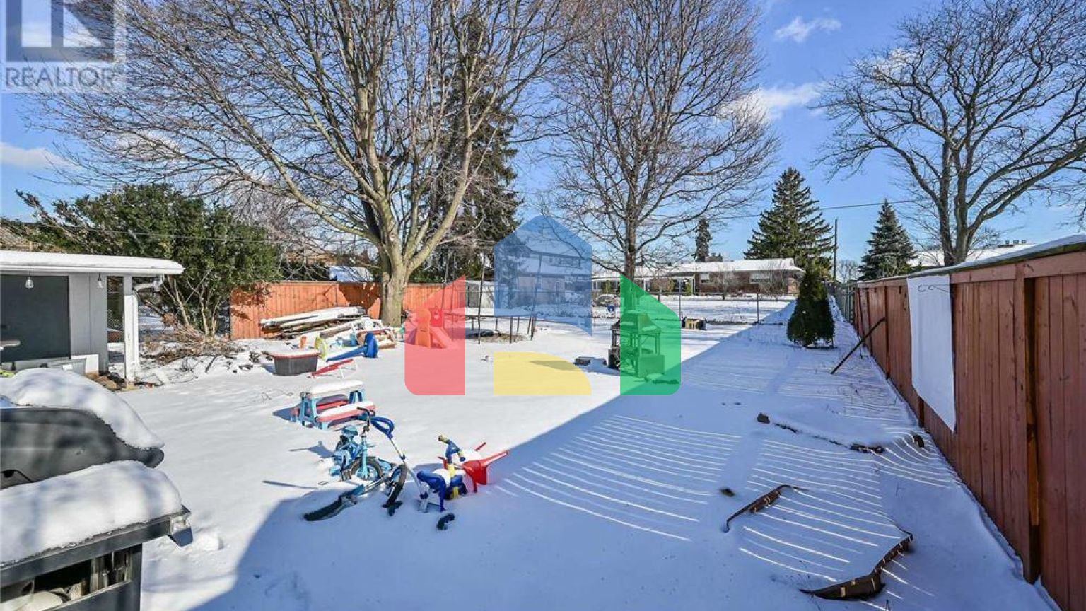 Residential - Single Family Home - Hamilton, Canada - Canada