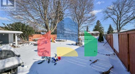 Residential - Single Family Home - Hamilton, Canada - Canada