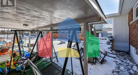 Residential - Single Family Home - Hamilton, Canada - Canada