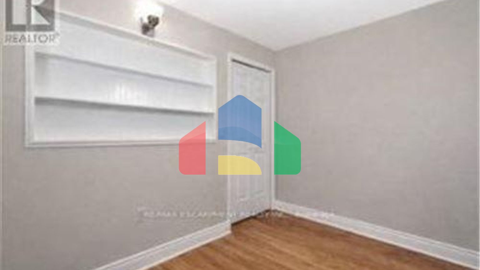 Residential - Single Family Home - Hamilton, Canada - Canada