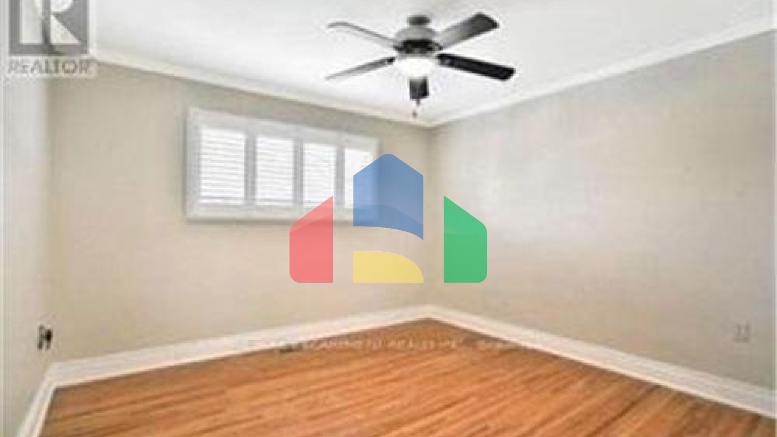 Residential - Single Family Home - Hamilton, Canada - Canada