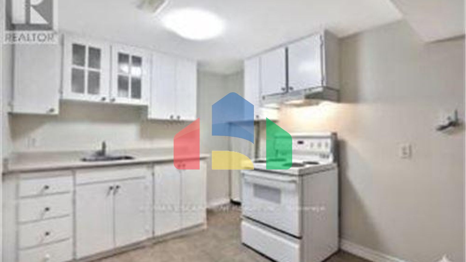 Residential - Single Family Home - Hamilton, Canada - Canada